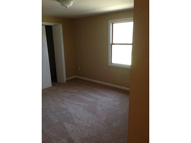 76 Marshall Road Woonsocket, RI 02895 - Photo 16 of 23 Bedroom.