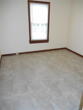 77 Aberdeen Road Springfield, MA 01109 - Photo 17 of 19
