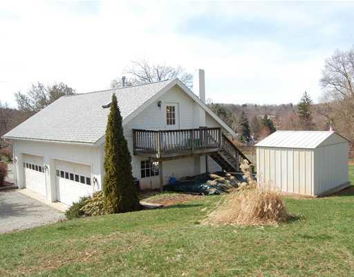 3526 Bakerstown Road Bakerstown, PA 15007 - Photo 17 of 18 Den/Family/Great Room.
