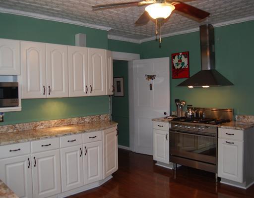3526 Bakerstown Road Bakerstown, PA 15007 - Photo 9 of 18 Kitchen.