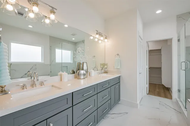 $2,500 | 5630 Balbo Street, Houston, TX 77091