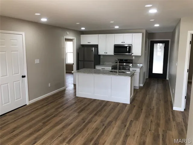 $1,350 | 211 Cedar Circle, Unit B, Jackson, MO 63755