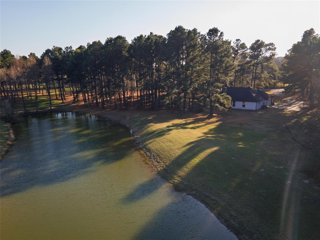 1109 Robbins Road Athens, TX 75751 - Photo 2 of 24
