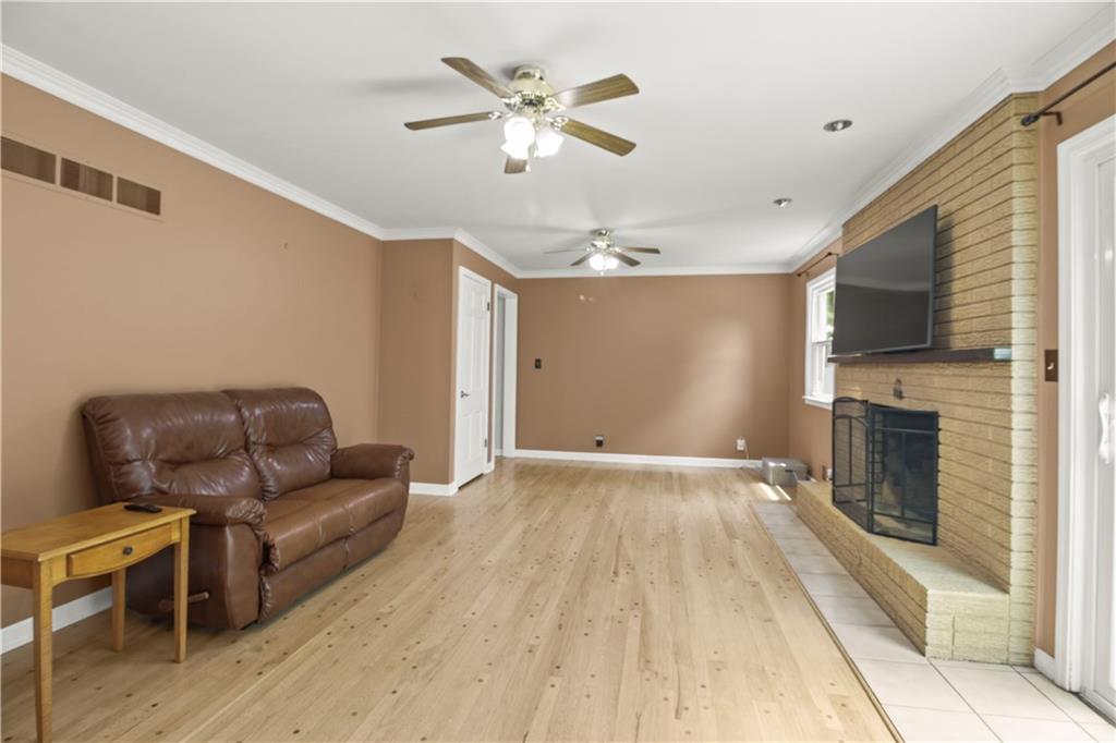 407 Northwest O'Brien Road Lee's Summit, MO 64063 - Photo 11 of 32