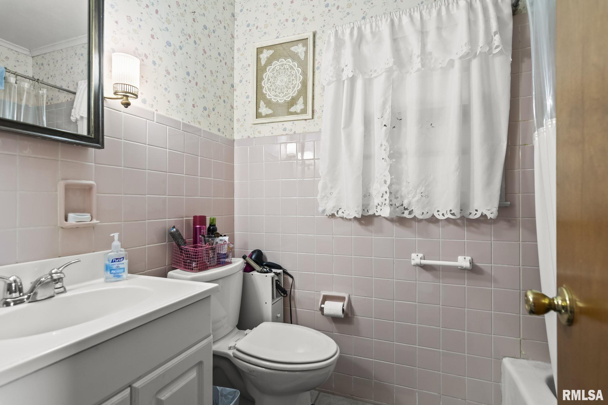 146 Circle Drive Springfield, IL 62703 - Photo 20 of 39 Gallery Image 20