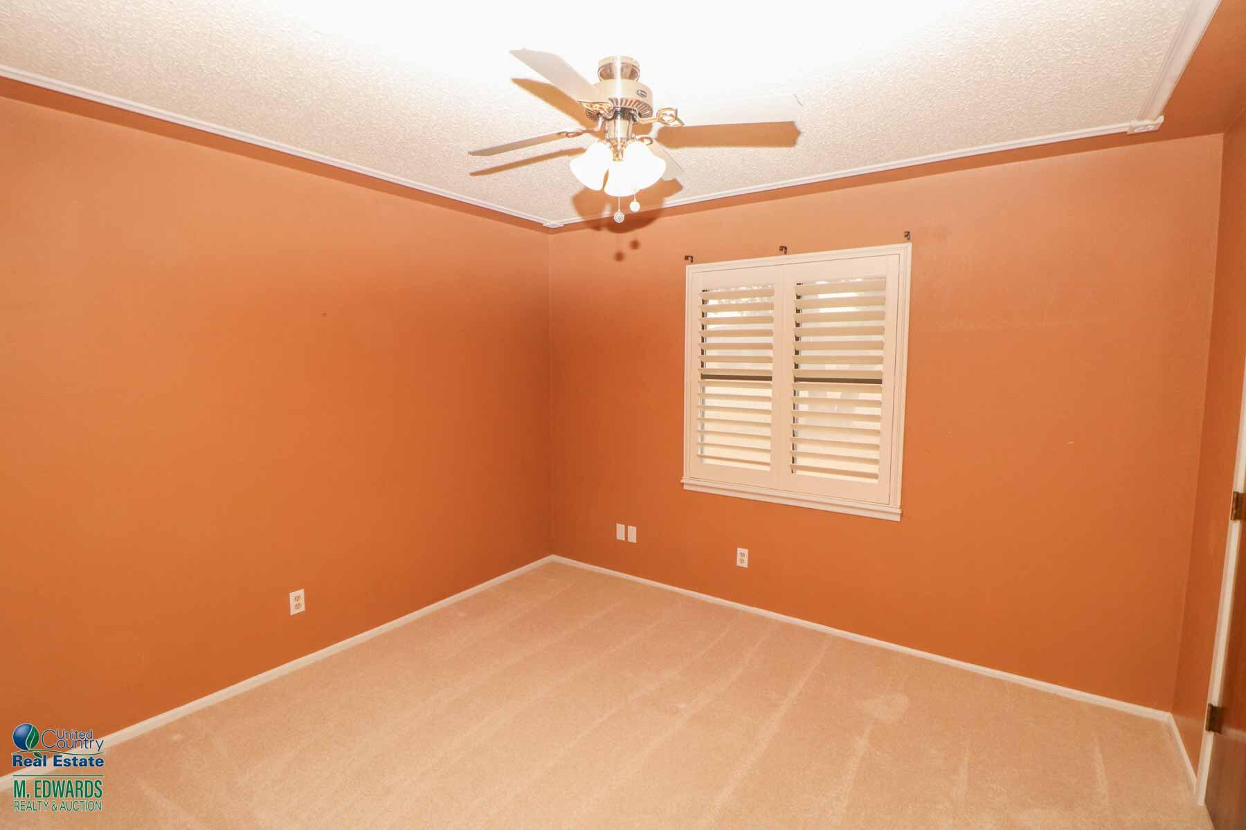 235 East 27th Street Littlefield, TX 79339 - Photo 10 of 21 Bed 1
