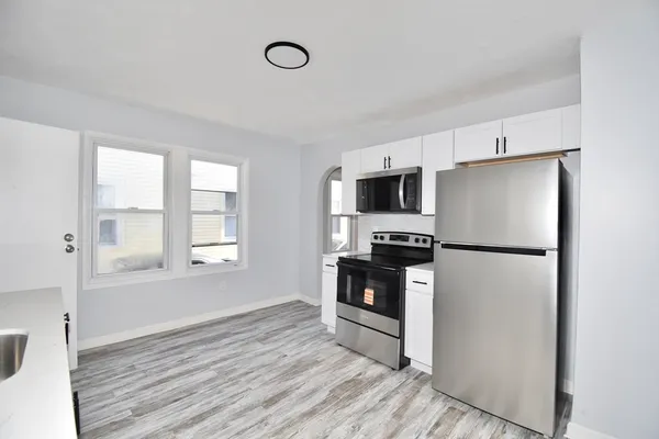 $1,850 | 46-48 Wait Street, Unit 2, Springfield, MA 01104