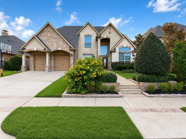 $3,600 | 822 Floriencia Street, Sugar Land, TX 77479