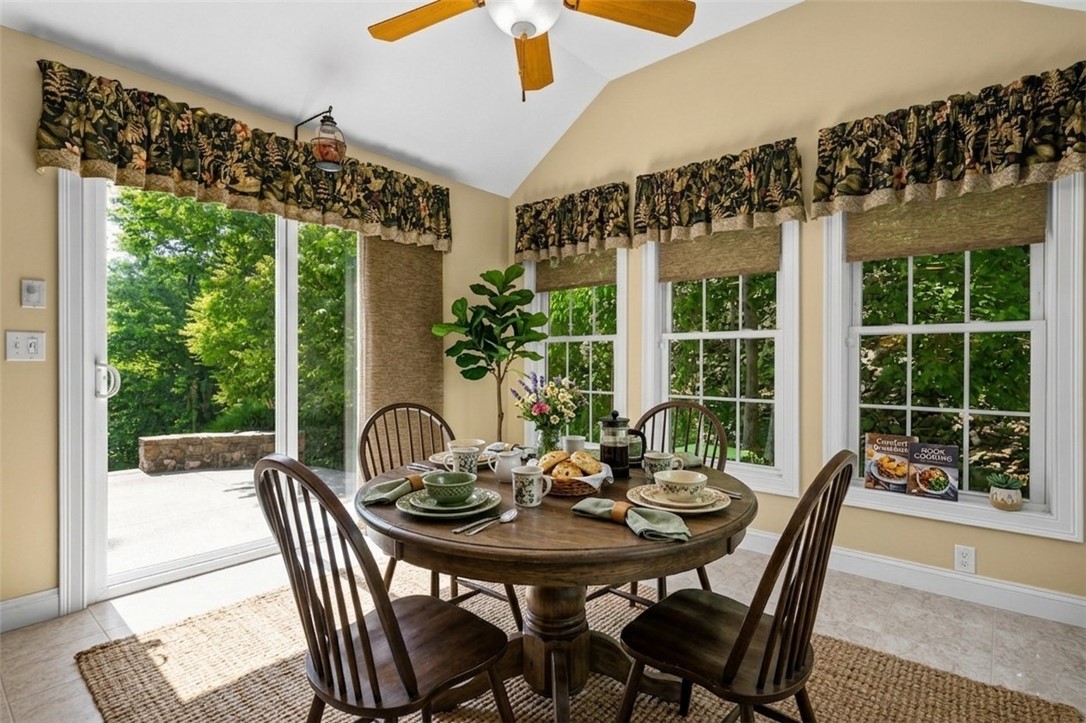 125 W Road Cumberland, RI 02864 - Photo 8 of 50 Breakfast Nook - virtually staged.