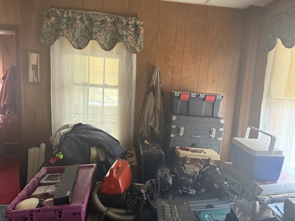 22 Winter Street Southbridge, MA 01550 - Photo 12 of 32