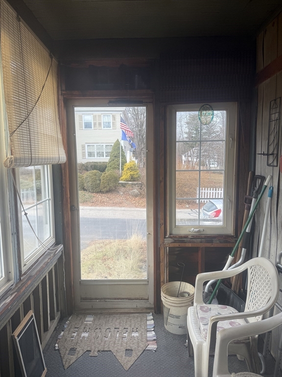 22 Winter Street Southbridge, MA 01550 - Photo 13 of 32