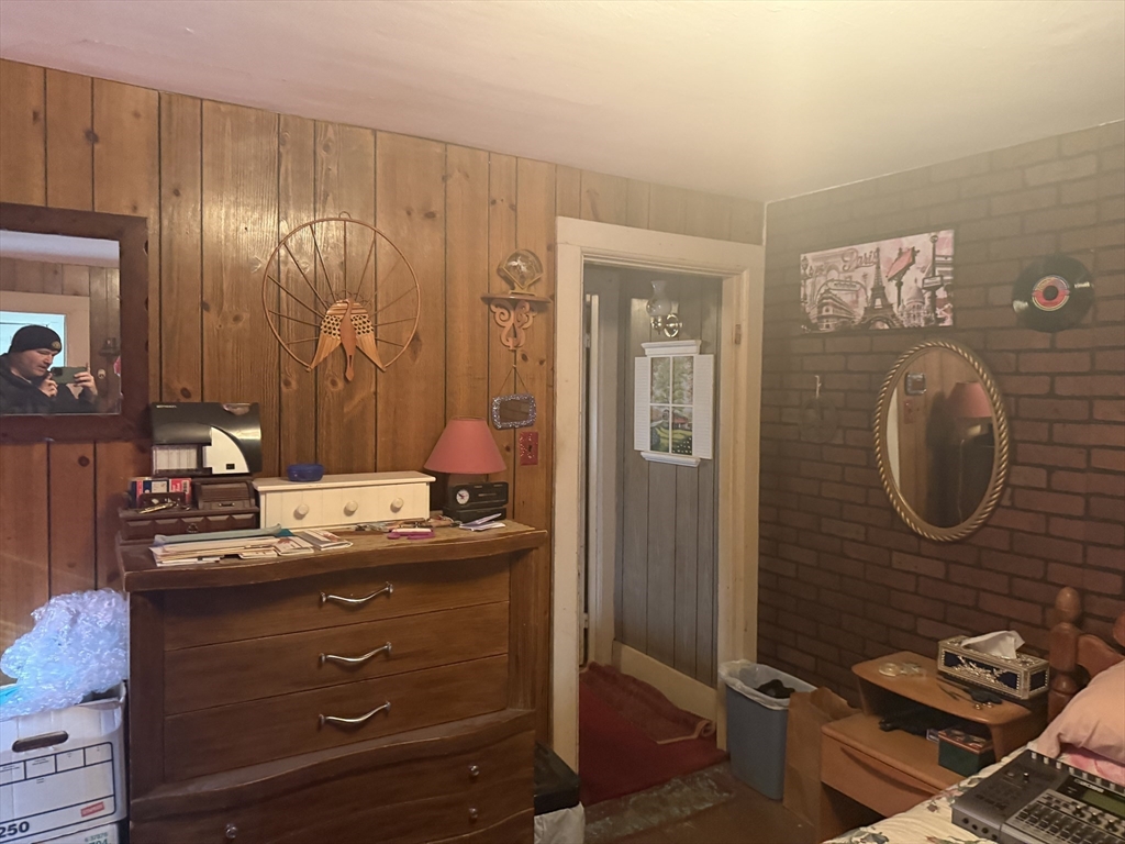 22 Winter Street Southbridge, MA 01550 - Photo 14 of 32