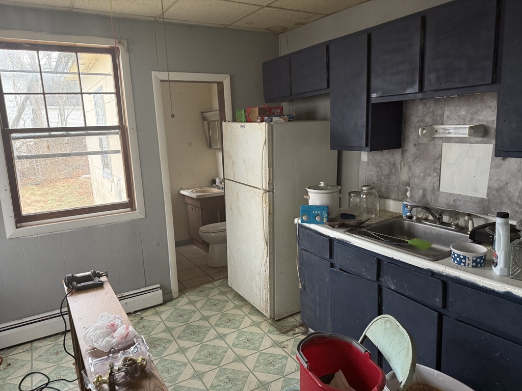 22 Winter Street Southbridge, MA 01550 - Photo 17 of 32