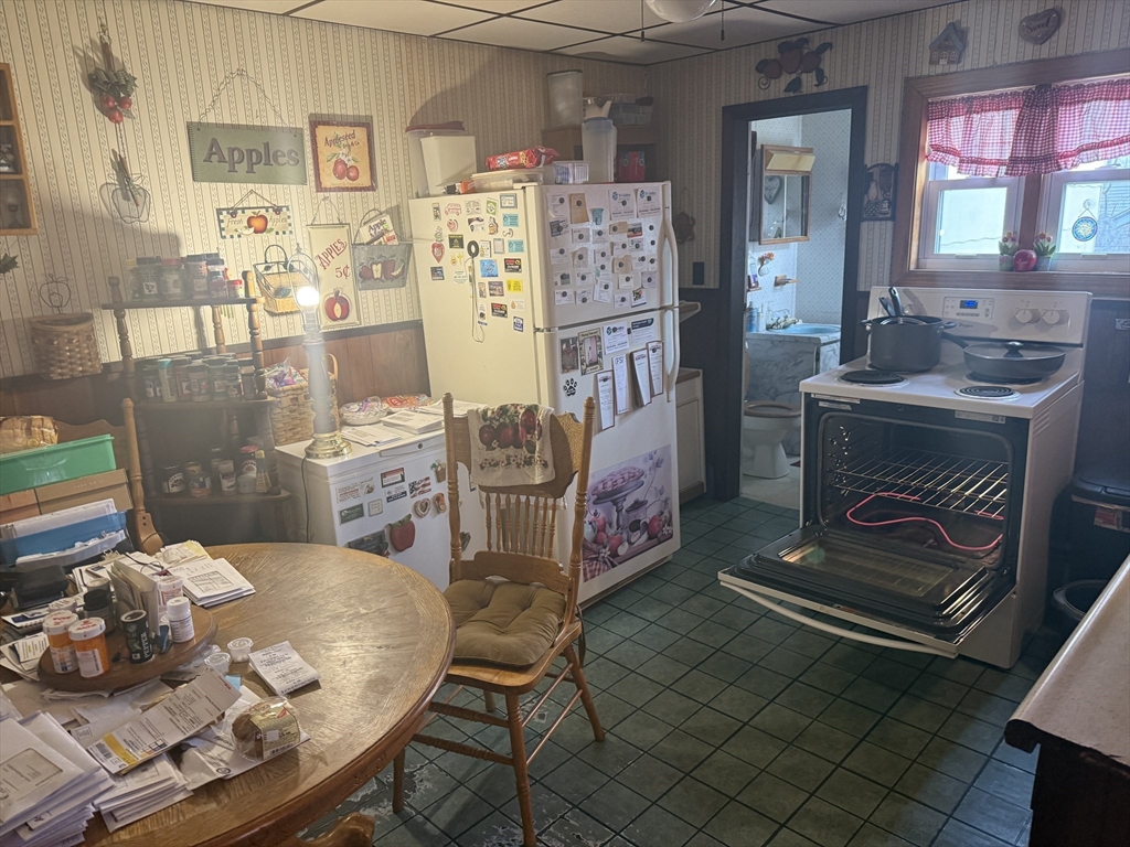 22 Winter Street Southbridge, MA 01550 - Photo 2 of 32