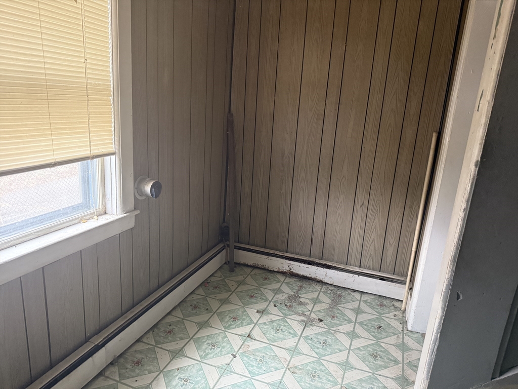 22 Winter Street Southbridge, MA 01550 - Photo 21 of 32