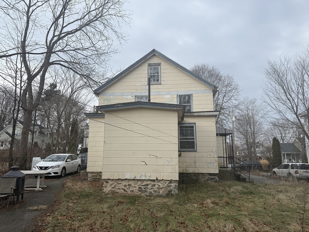 22 Winter Street Southbridge, MA 01550 - Photo 29 of 32