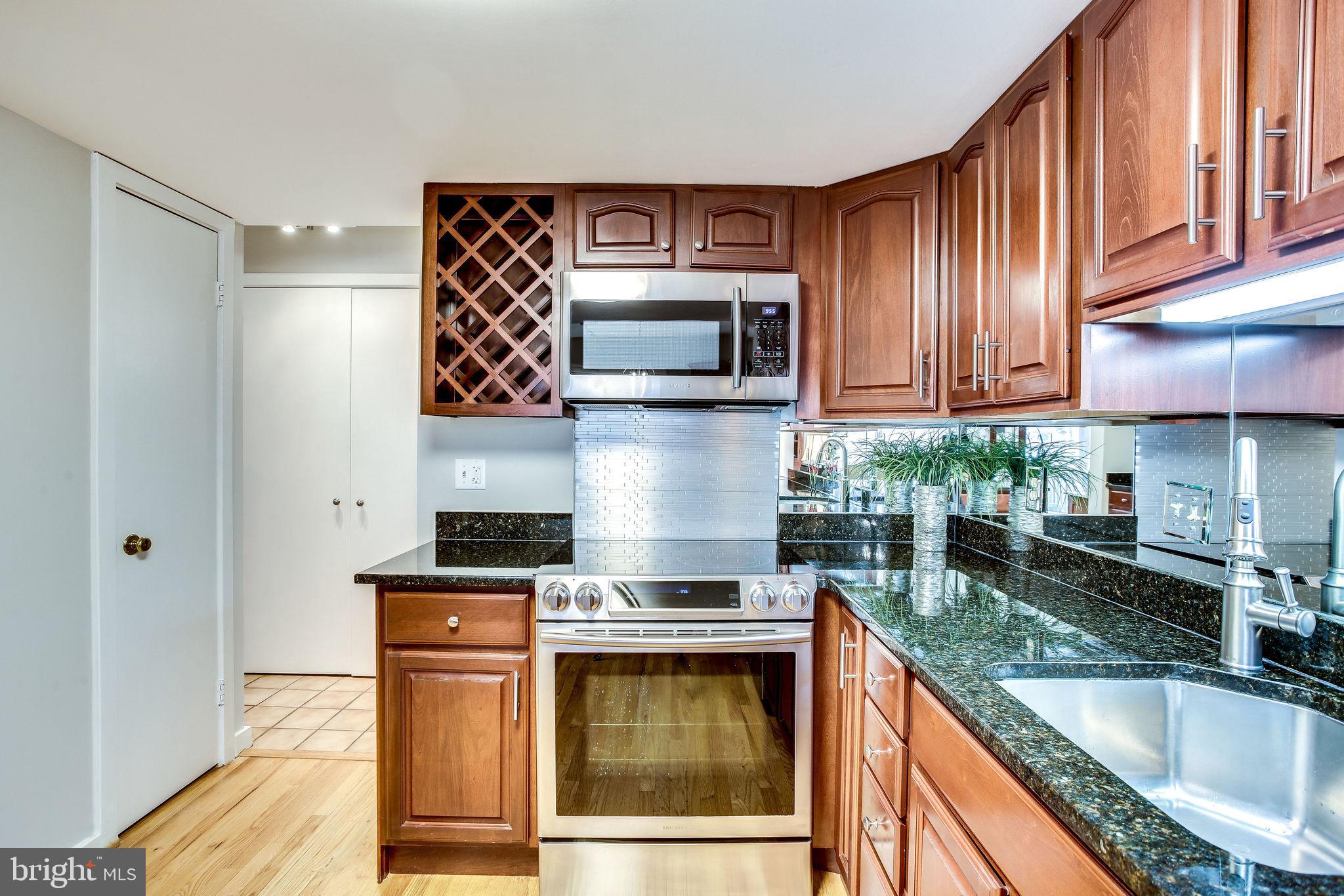 2221 Cedar Cove Court Reston, VA 20191 - Photo 19 of 49 Gallery Image 19