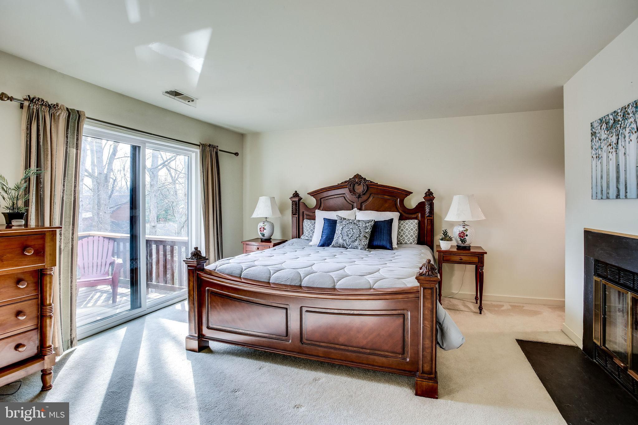 2221 Cedar Cove Court Reston, VA 20191 - Photo 25 of 49 Master bedroom