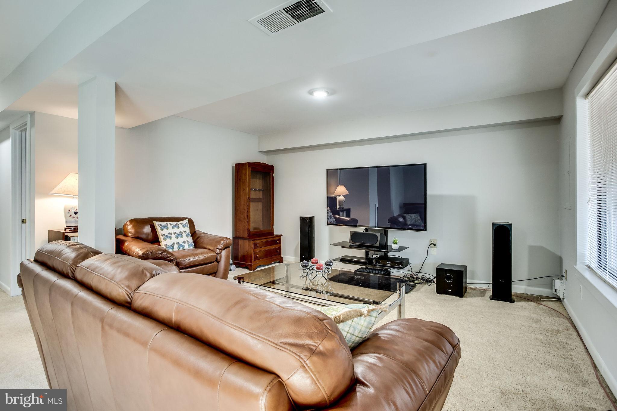 2221 Cedar Cove Court Reston, VA 20191 - Photo 35 of 49 Gallery Image 35