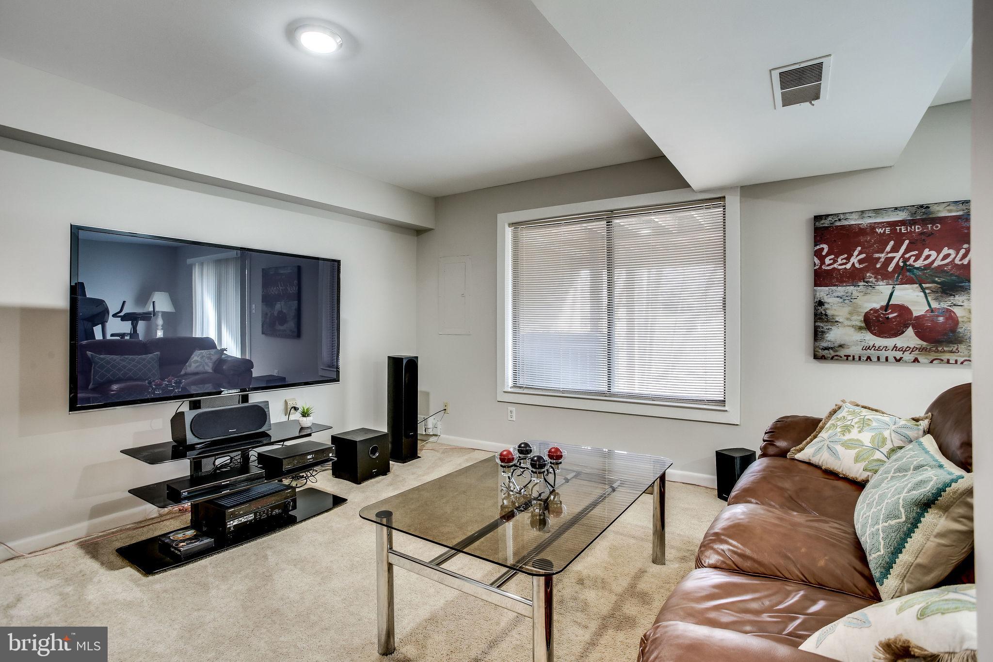2221 Cedar Cove Court Reston, VA 20191 - Photo 36 of 49 Gallery Image 36