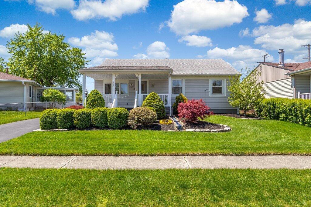3931 Frazier Road West Columbus, OH 43207 - Photo 3 of 23 3931 Frazier Road West-3.jpg-SMALL