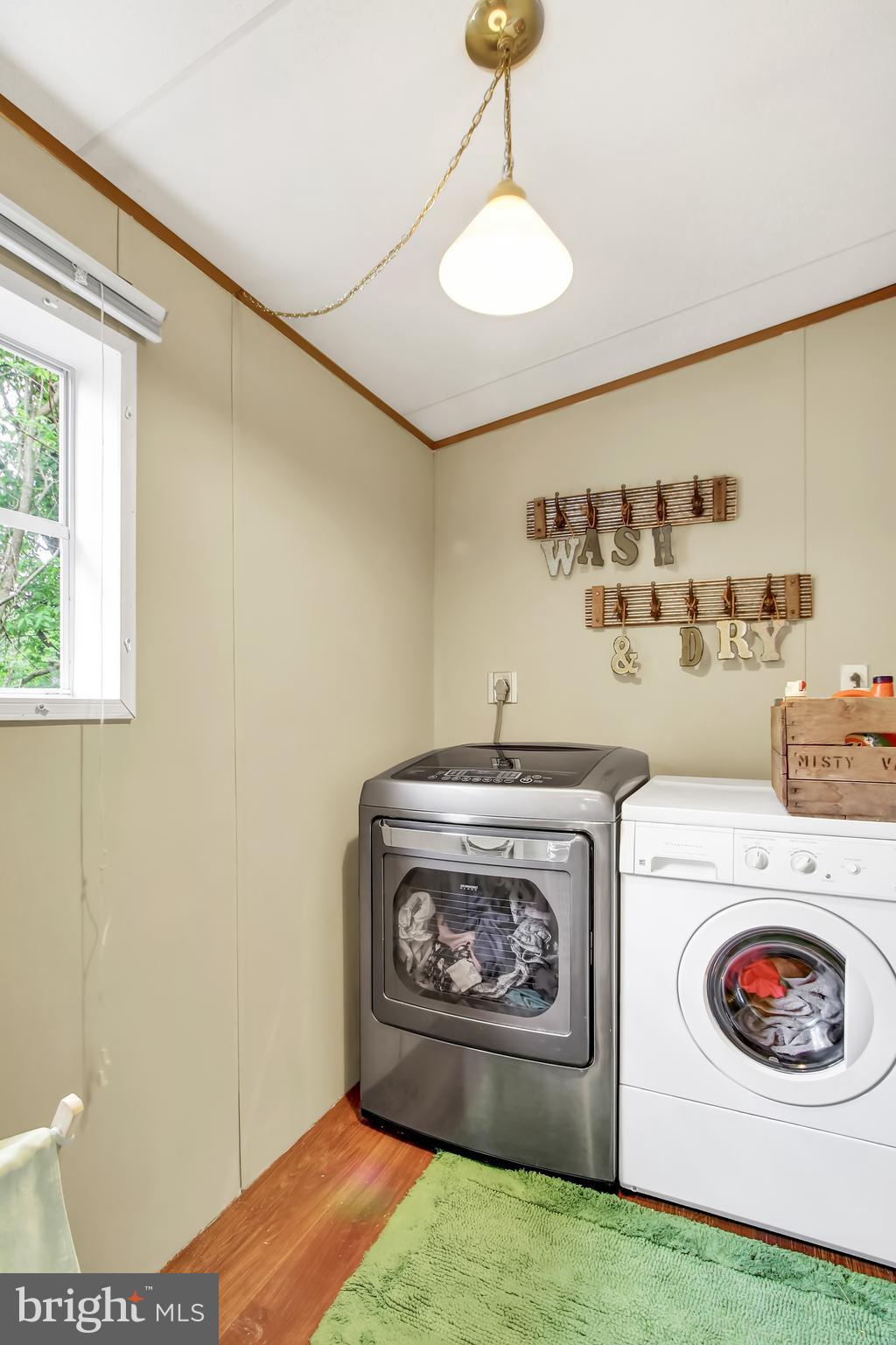 354 Neill Run Road Delta, PA 17314 - Photo 14 of 36 Laundry area