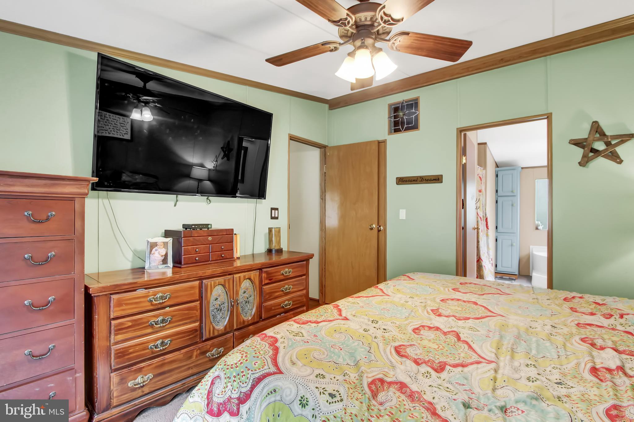 354 Neill Run Road Delta, PA 17314 - Photo 16 of 36 Master Bedroom
