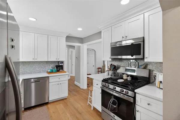 $4,095 | 741 Lantana Avenue, Clearwater Beach, FL 33767