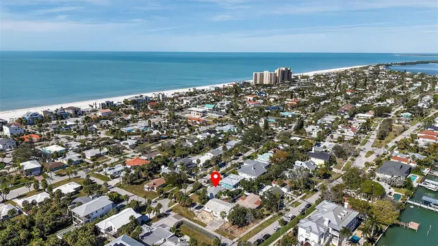 $4,800 | 741 Lantana Avenue, Clearwater Beach, FL 33767