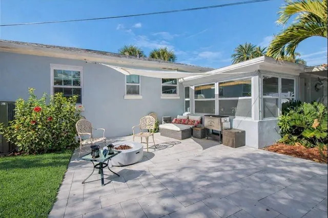 $4,800 | 741 Lantana Avenue, Clearwater Beach, FL 33767