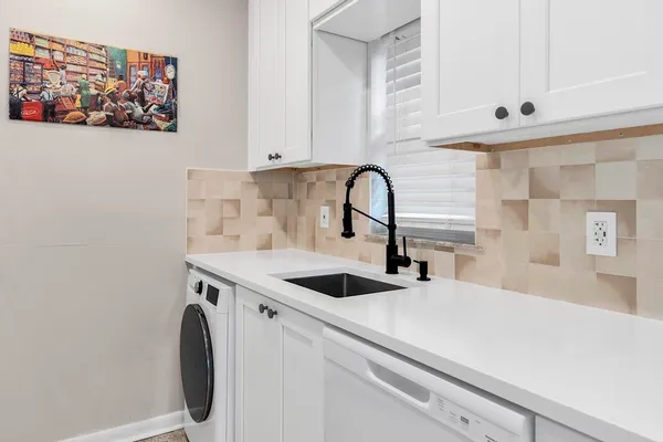 a close view of sink and tap