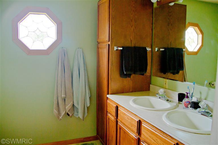 4393 East Charles Road Ionia, MI 48846 - Photo 10 of 24 Additional Photo