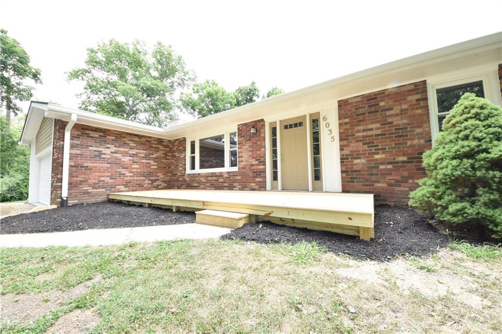 6035 East Base Road Columbus, IN 47203 - Photo 23 of 37 Gallery Image 23