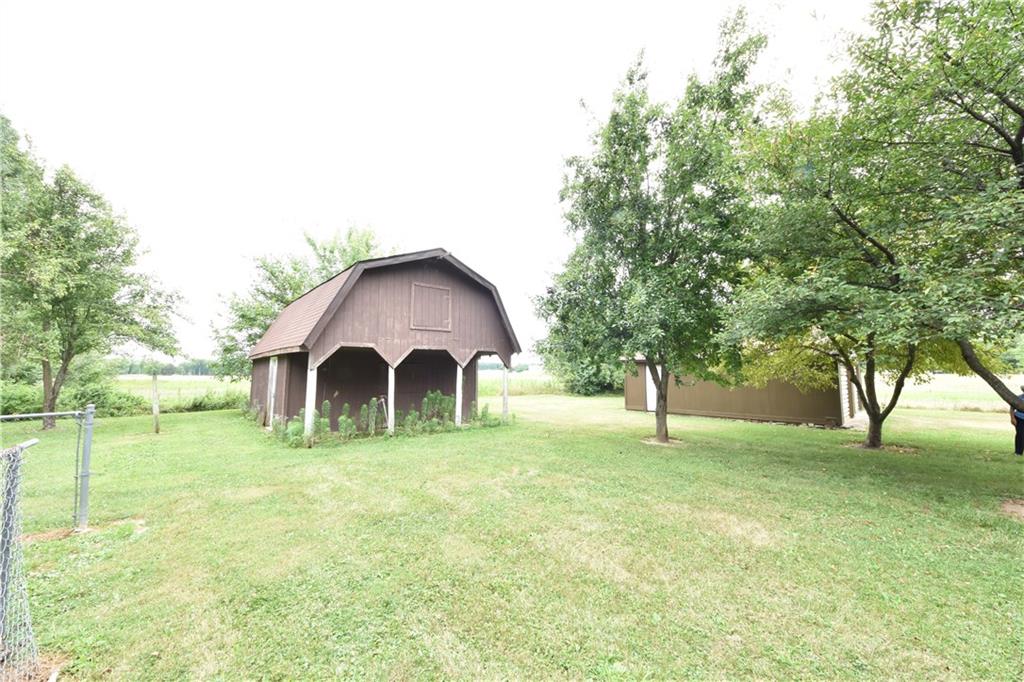 6035 East Base Road Columbus, IN 47203 - Photo 28 of 37 Gallery Image 28