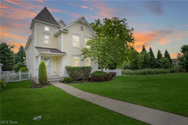 $325,000 | 1117 Grove Lane, Medina, OH 44256