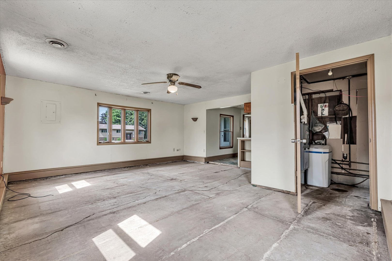 11211 Ridgewood Road Milan, IL 61264 - Photo 15 of 34 Gallery Image 15