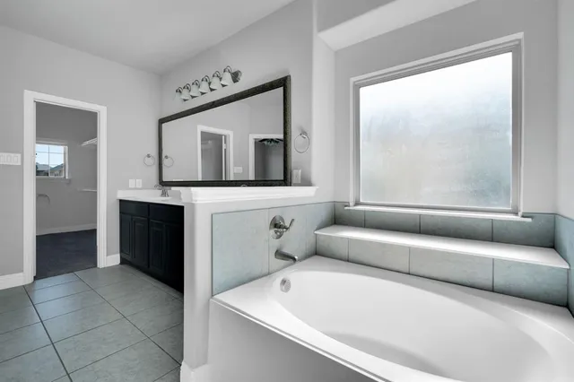 $385,000 | 117 Melody Way, Red Oak, TX 75154