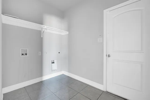 $385,000 | 117 Melody Way, Red Oak, TX 75154