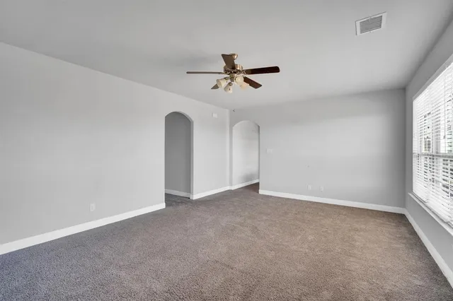 $385,000 | 117 Melody Way, Red Oak, TX 75154