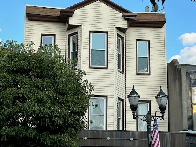 $1,650 | 588 Broadway, Unit 1, Bayonne, NJ 07002