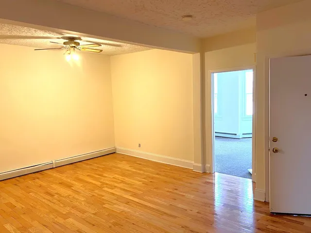 $1,650 | 588 Broadway, Unit 1, Bayonne, NJ 07002