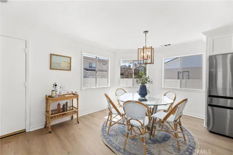 $1,599,000 | 2214 Ruhland Avenue, Unit A, Redondo Beach, CA 90278
