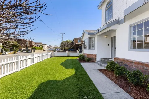 $1,599,000 | 2214 Ruhland Avenue, Unit A, Redondo Beach, CA 90278
