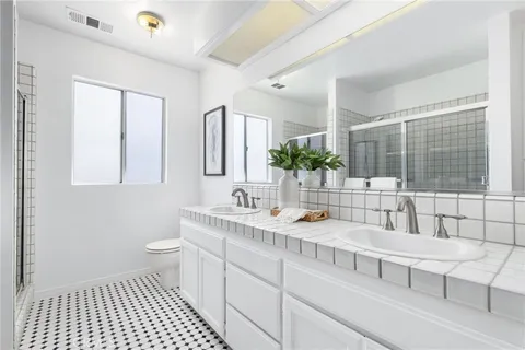 $1,599,000 | 2214 Ruhland Avenue, Unit A, Redondo Beach, CA 90278