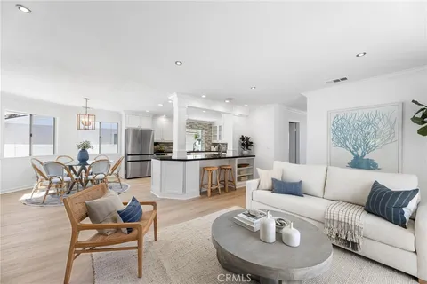 $1,599,000 | 2214 Ruhland Avenue, Unit A, Redondo Beach, CA 90278