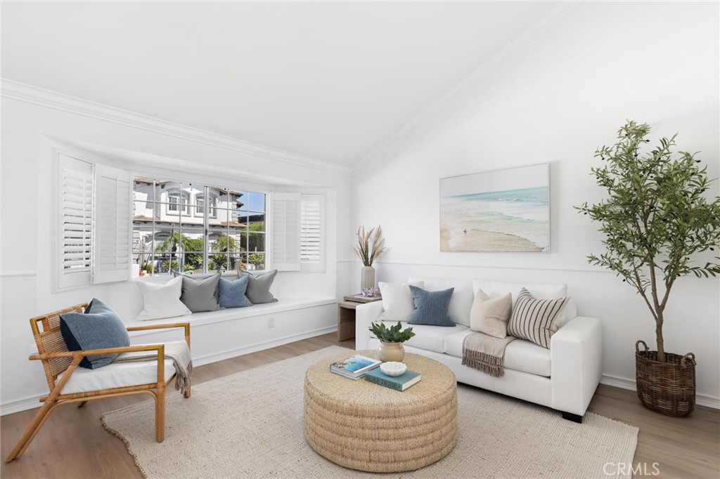 2214 Ruhland Avenue, Unit A Redondo Beach, CA 90278 - Photo 8 of 48