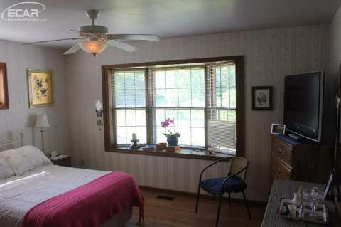 3339 West Mount Morris Road Mount Morris, MI 48458 - Photo 10 of 20 20441269-9.JPG