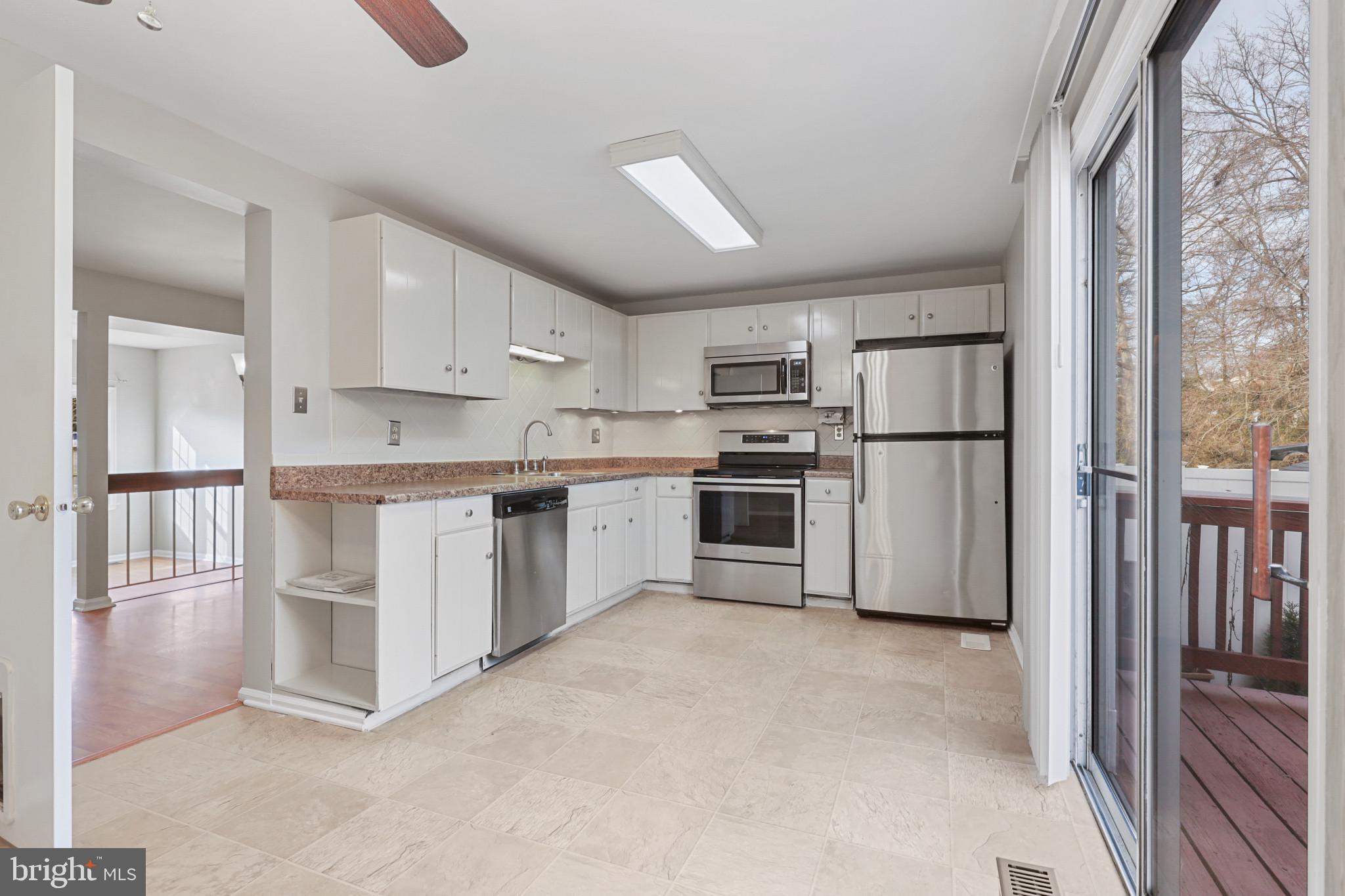 16 Baltistan Court Rosedale, MD 21237 - Photo 7 of 21 Kitchen