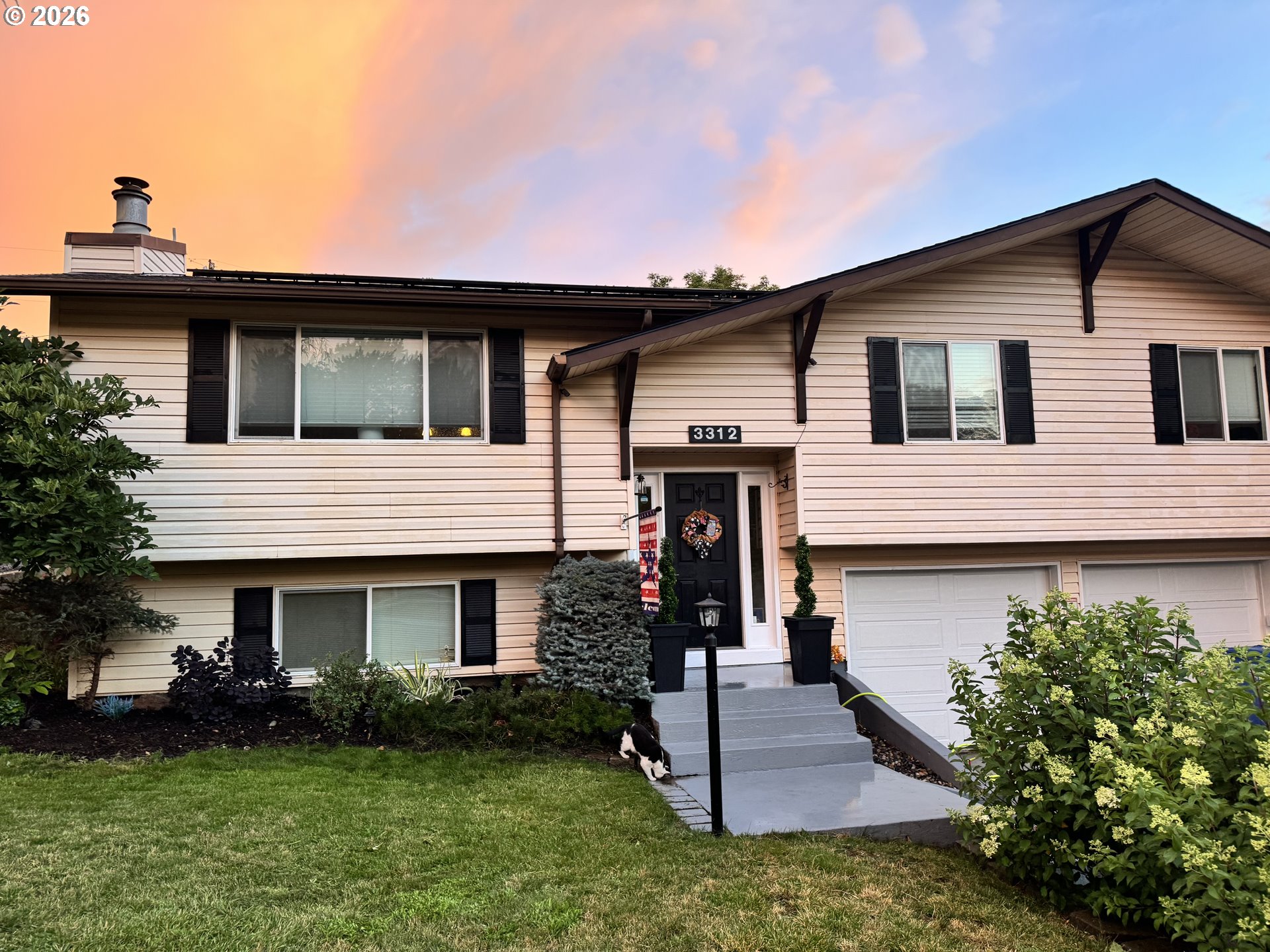 3312 Southwest Ladow Avenue Pendleton, OR 97801 - Photo 1 of 25