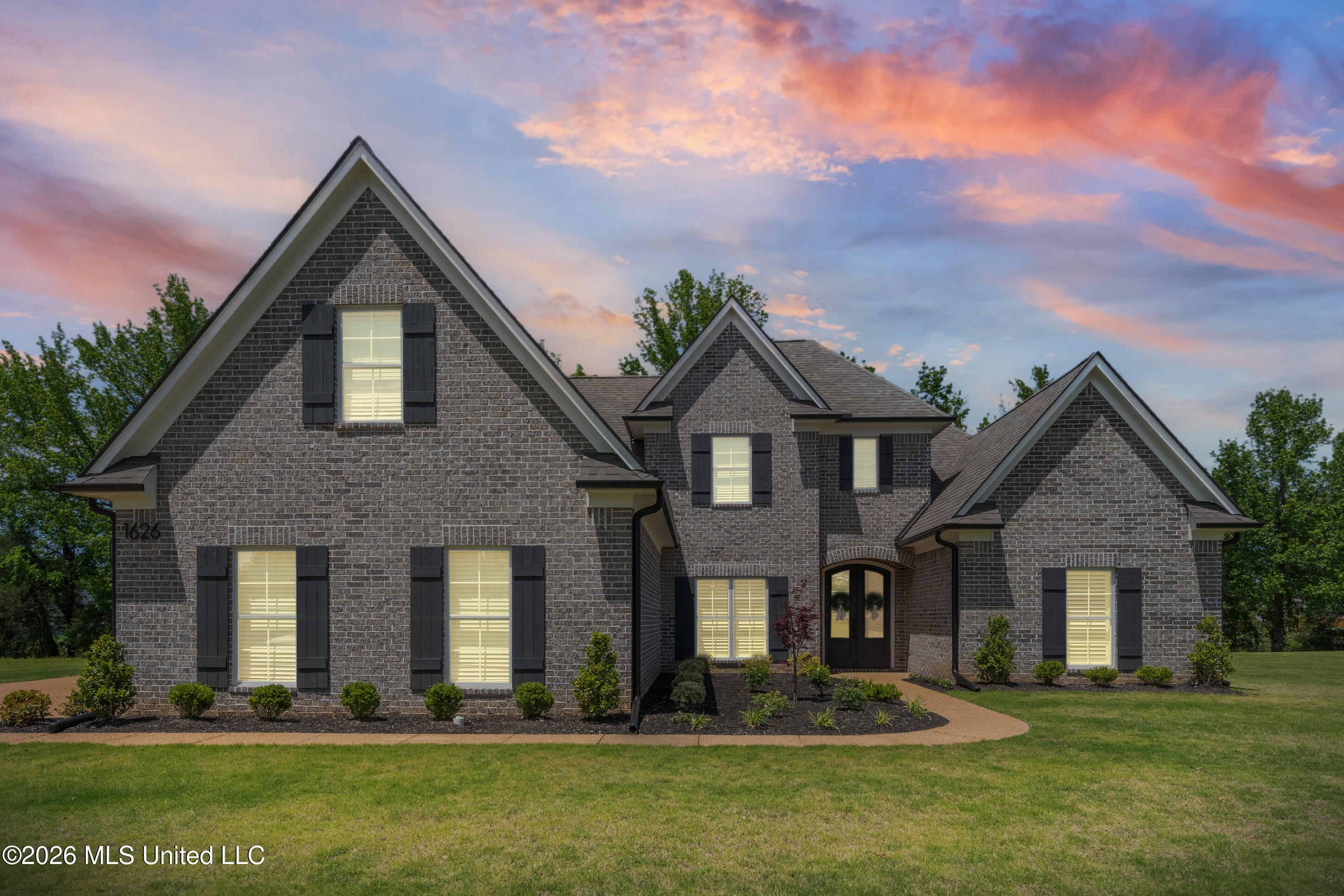 1626 Ashtons Lane Hernando, MS 38632 - Photo 2 of 35 1__dsc0653_addon_dtd_print